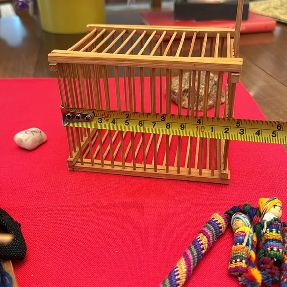 BUNDLE OF DECOR - Picture 8 of 17